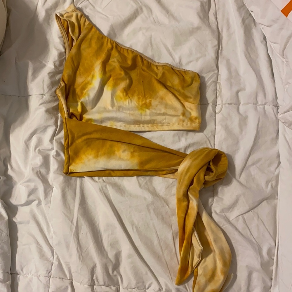 Never Worn Trendy Body Wrap Top